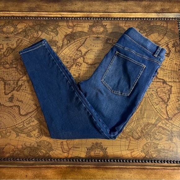 Betabrand Straight-Leg 4-Pocket Yoga Denim Stretch Dark Wash Jean sz M PETITE - Picture 11 of 12